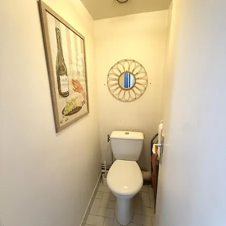 Le Petit Chris - Parking Et Cure 50m Appartement